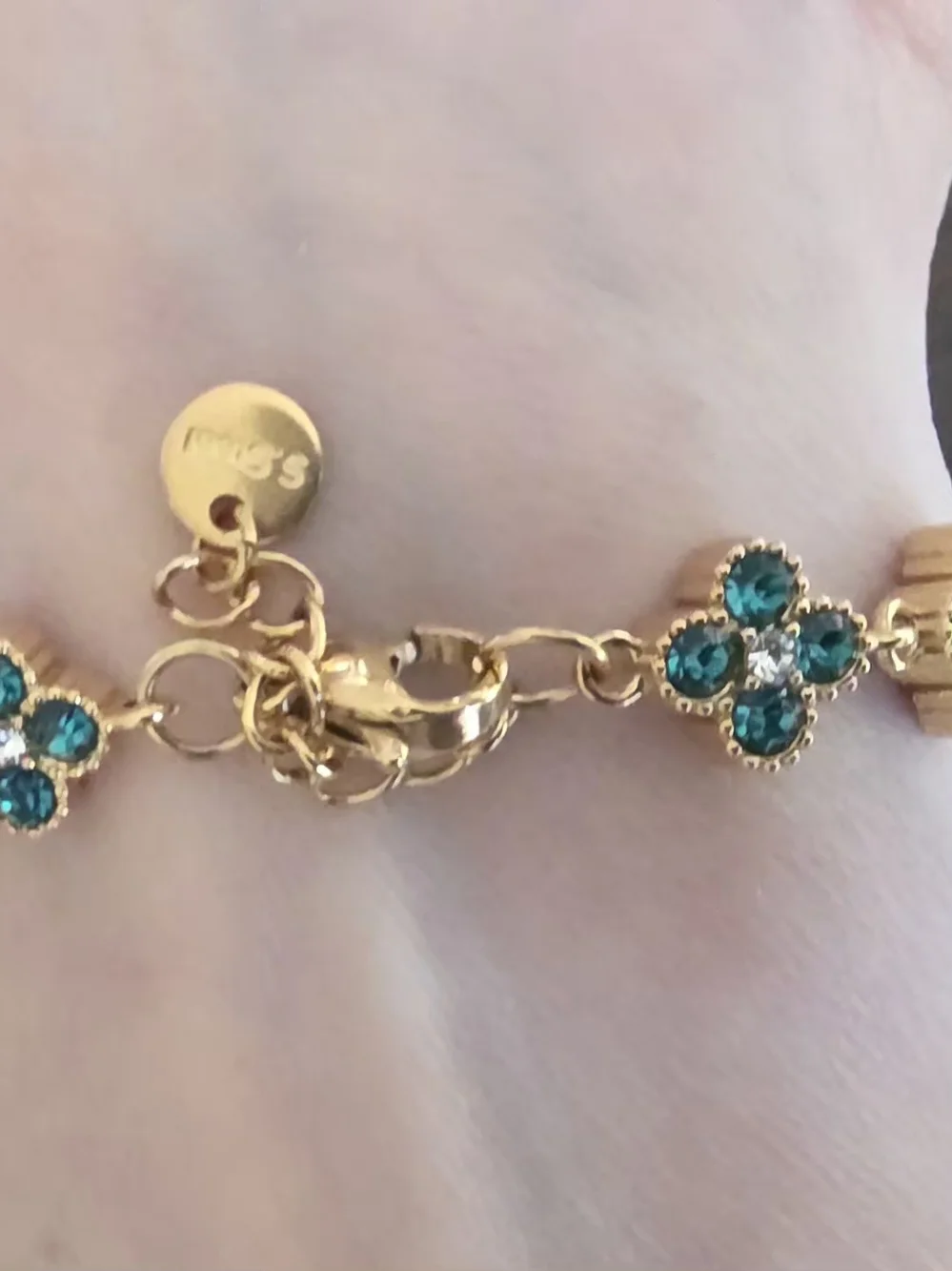 NWT 18K Gold Plated Emerald Green Clover Crystal Bracelet | Stainless Steel | Ad